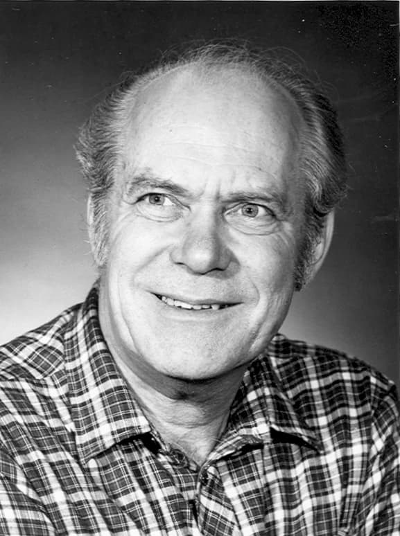 Poul M. Volther