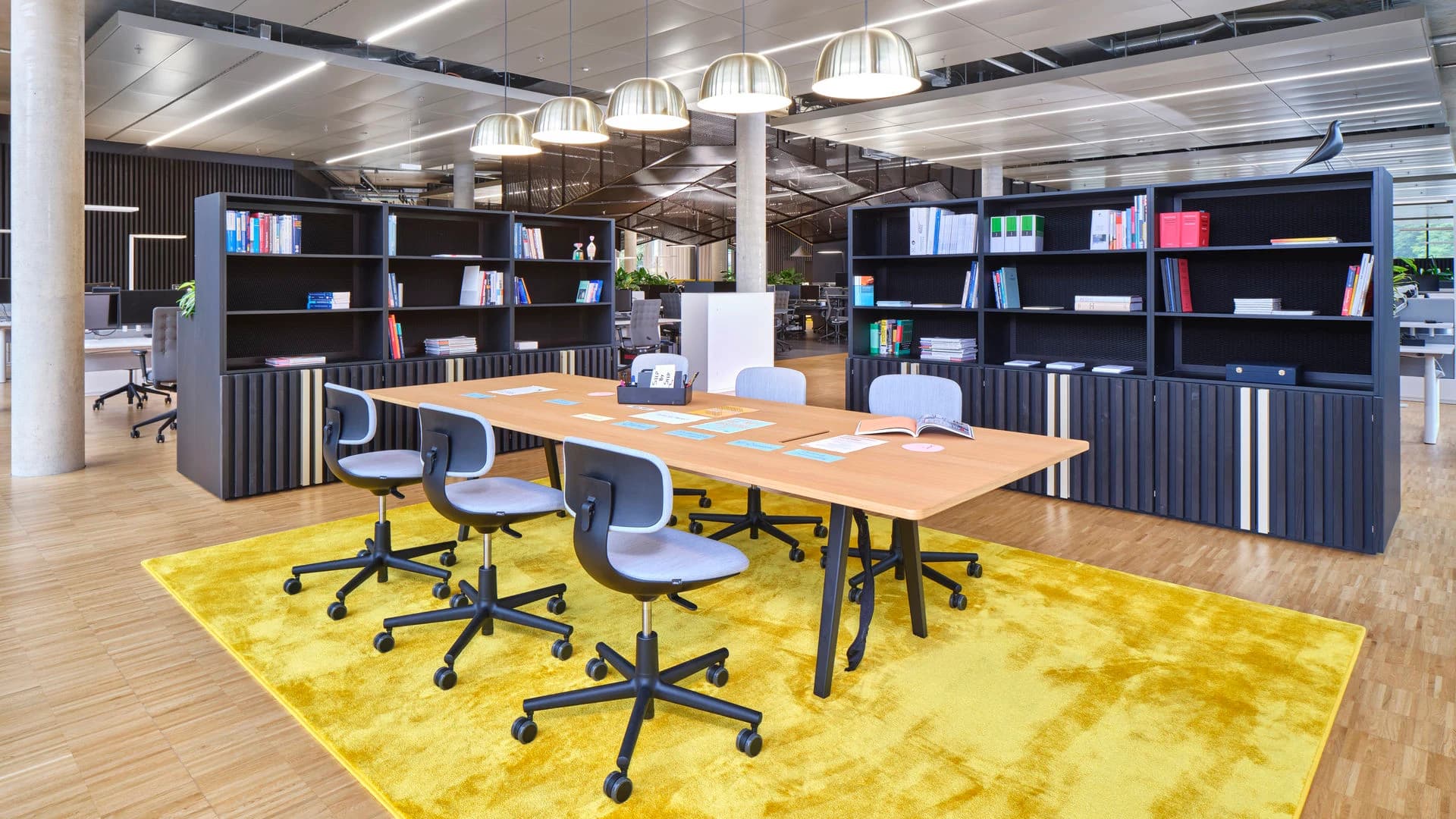 Vitra — 4