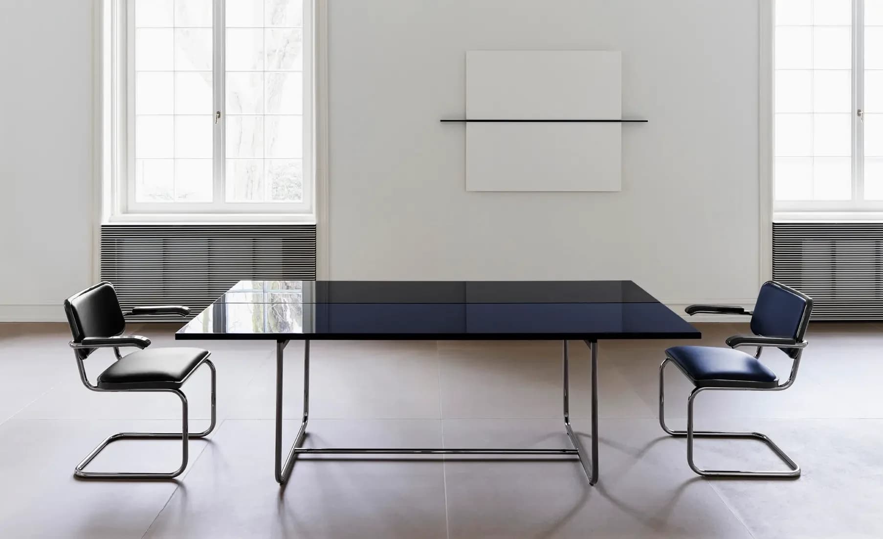Thonet — 2