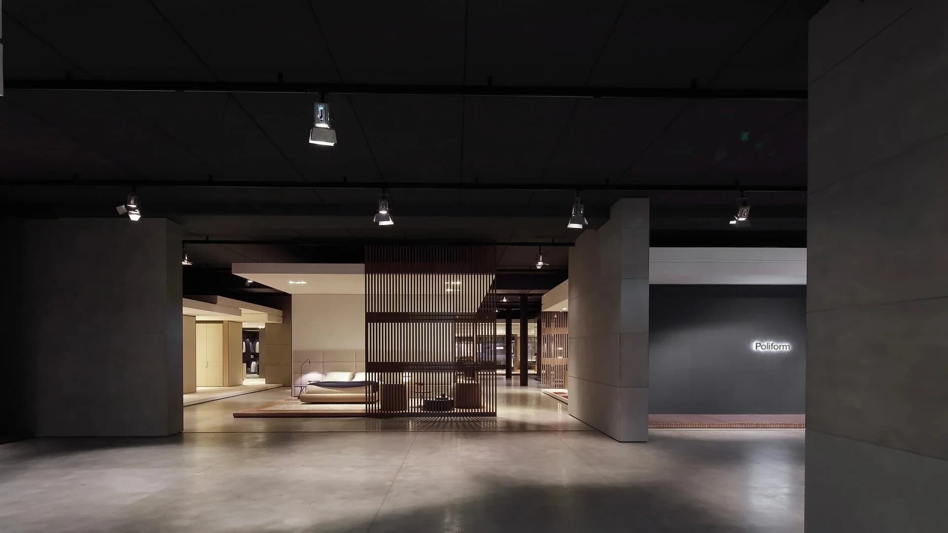 Poliform — 1
