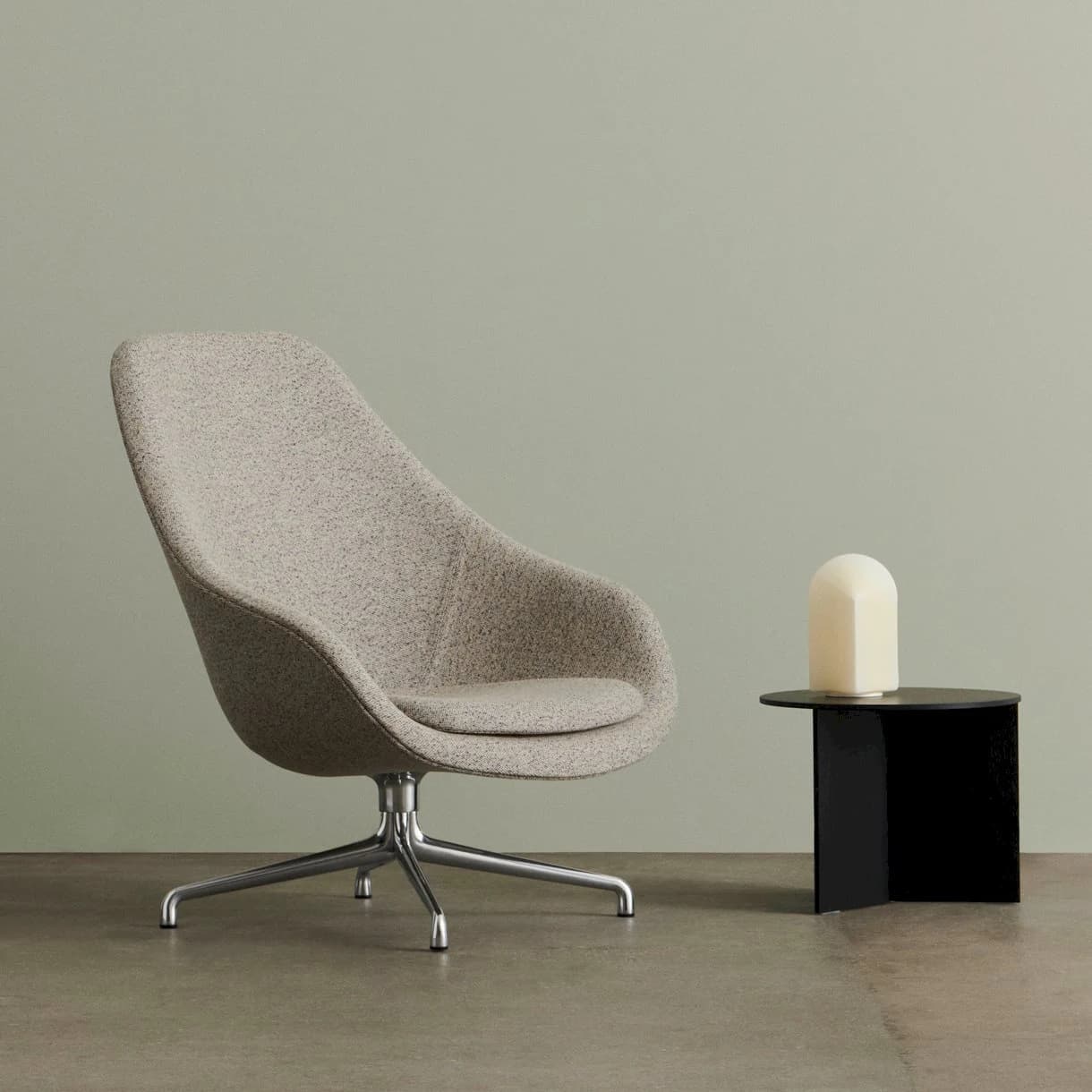 About A Lounge