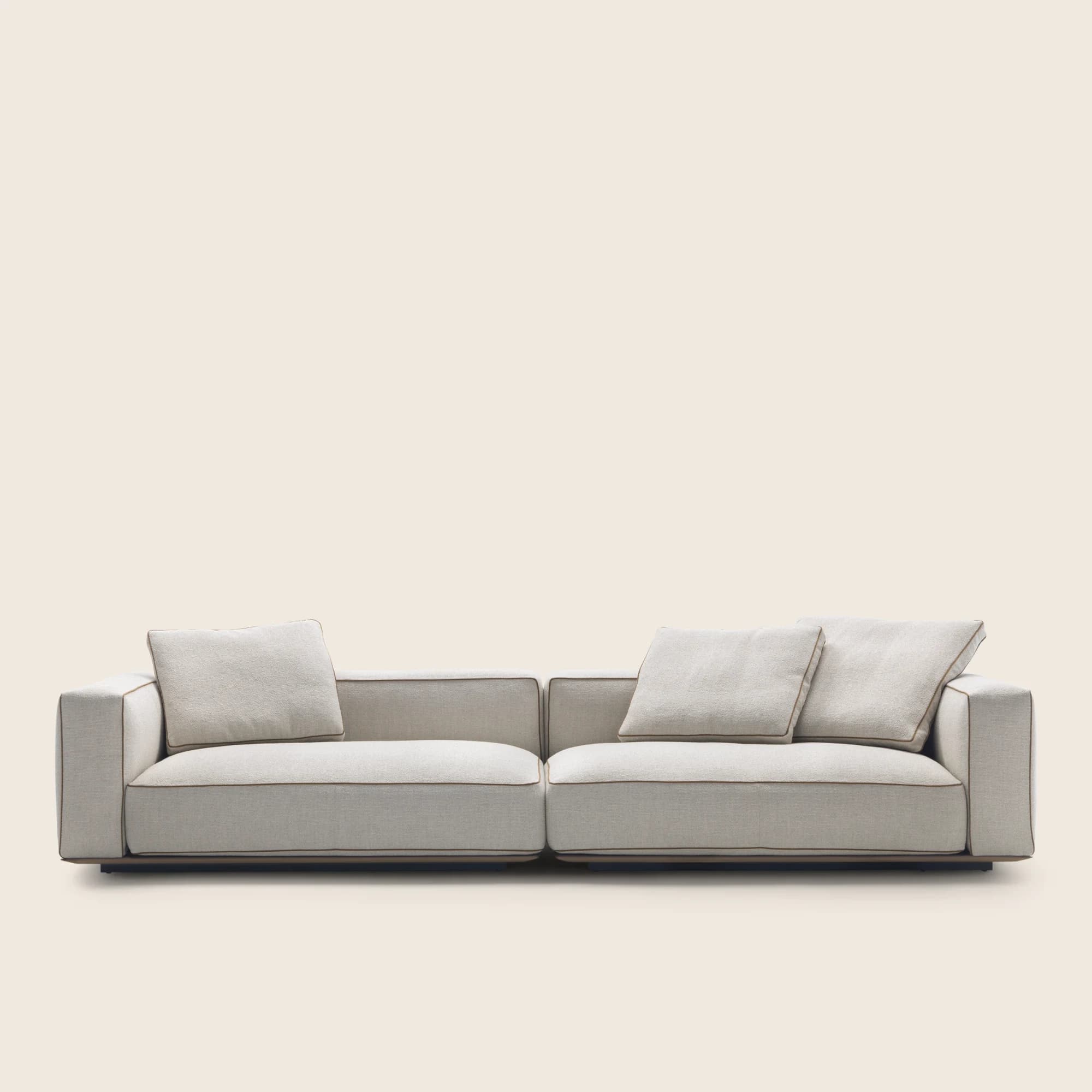 Grandemare Sofa