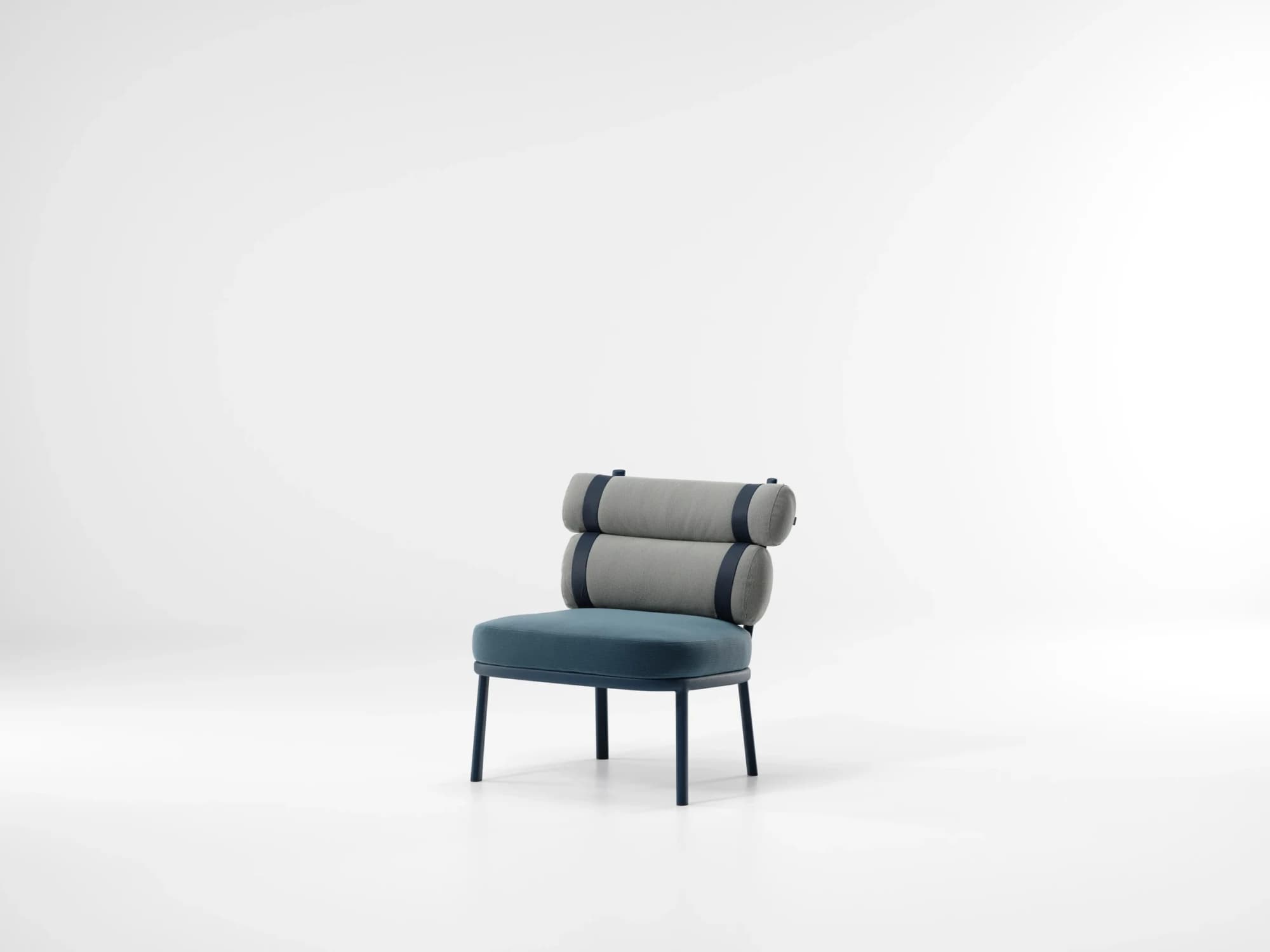 Roll Club Chair