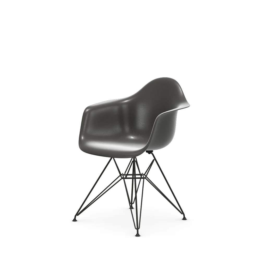 Eames Fiberglass Armchair DAR